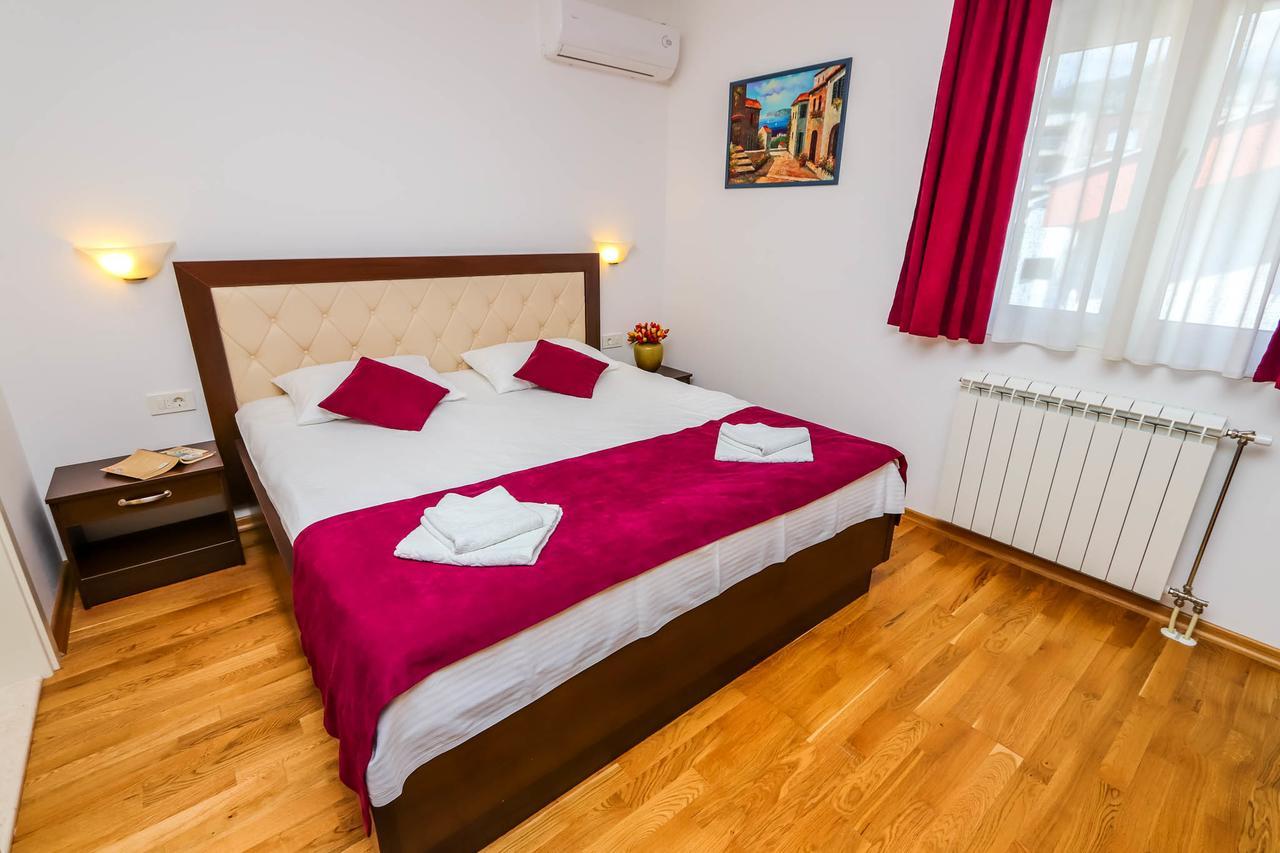 Aqua Breeze Apartments Будва Екстер'єр фото